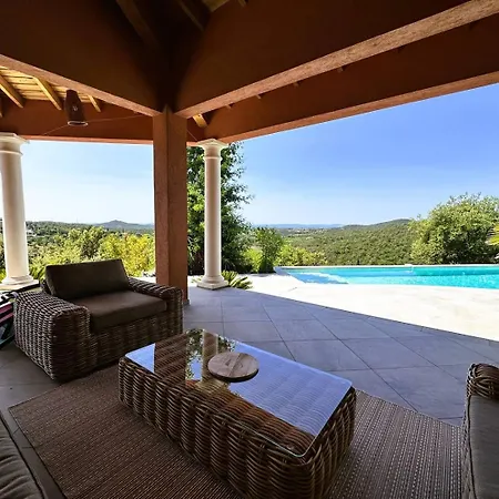 Azur Climatisee Pour 6 Personnes Avec Piscine Et Belle Vue A Les Maures Villa